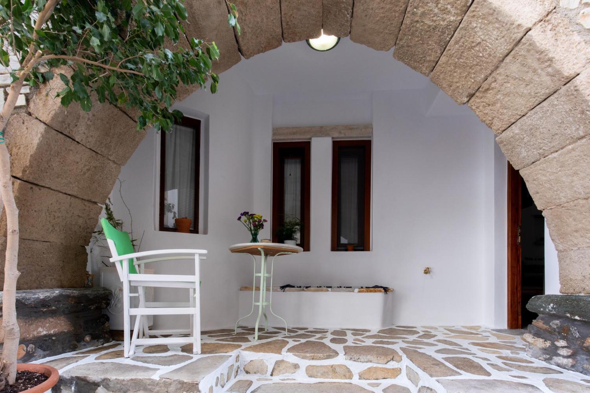 Arco Naxos Luxury Apartments Naxos City Εξωτερικό φωτογραφία